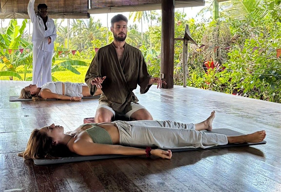 Une expérience à deux - Activation de Kundalini en Groupe